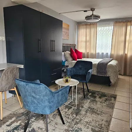 Deluxe Guest Suite At Warner Beach Kingsborough Exterior foto