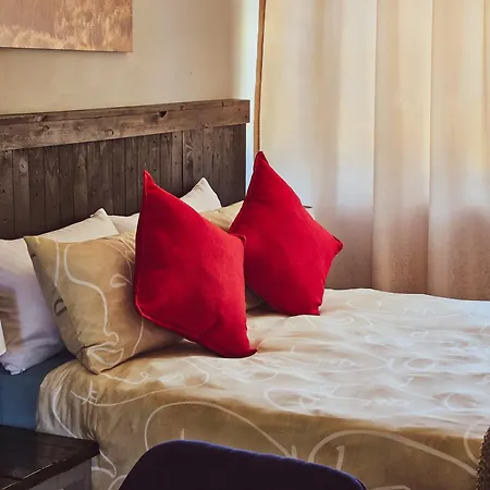 Deluxe Guest Suite At Warner Beach Kingsborough Exterior foto